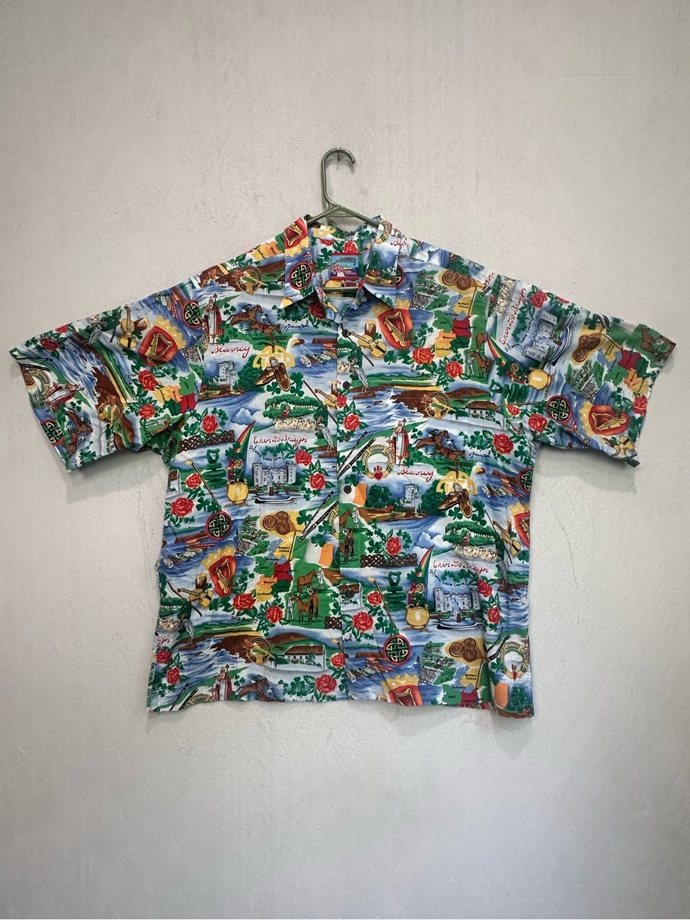Reyn Spooner Ireland Irish Grahic Tropical Print Shirt Sz XL